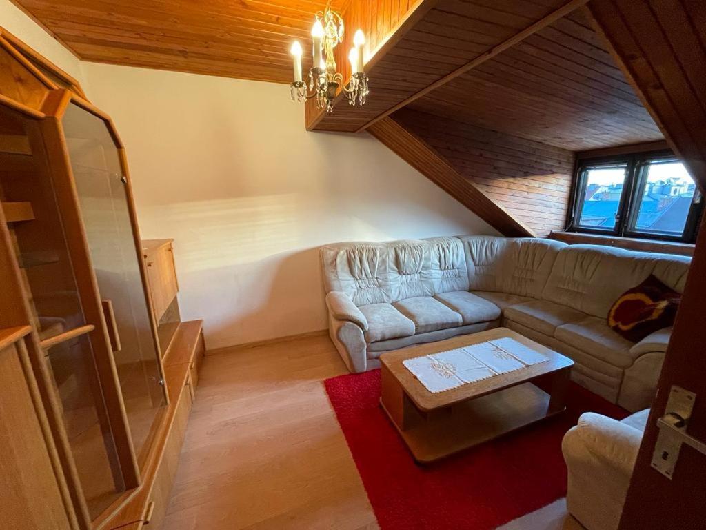 Attic Flat In The Center Διαμέρισμα Μπρατισλάβα Εξωτερικό φωτογραφία